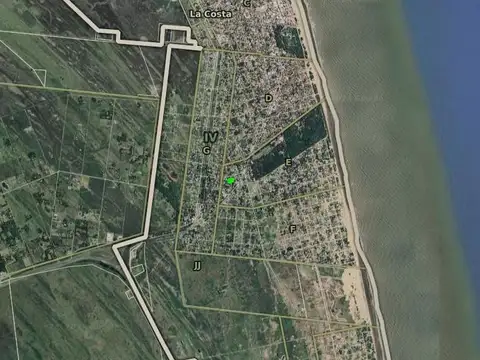 88 e/ 77 y Avenida Talas del Tuyu