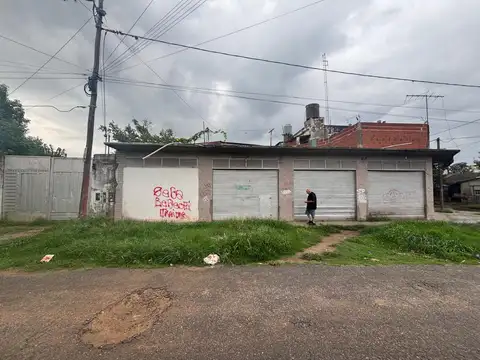 Local en Venta Via Púb.