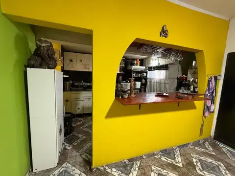 Casa 6 ambientes con 3 baños