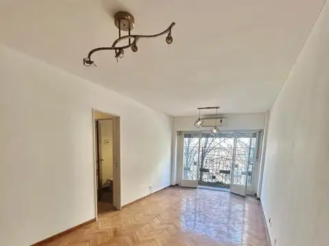 Departamento en Venta en Parque Chas, USD 129.000