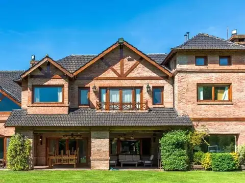 CASA EN VENTA COUNTRY SAN DIEGO IMPACTANTE AMOBLAD