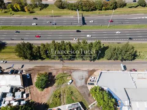 Terreno en venta sobre colectora en Villa Gobernador Udaondo