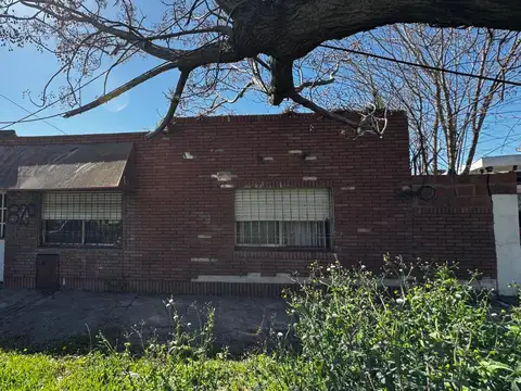 PH en venta a refaccionar Ituzaingo Sur