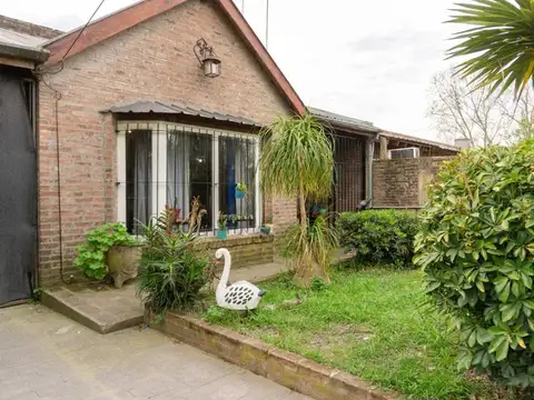 Casa en Venta en Carlos Spegazzini, USD 65.000