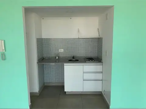 OFICINA CON COCHERA EN PUERTO MADERO