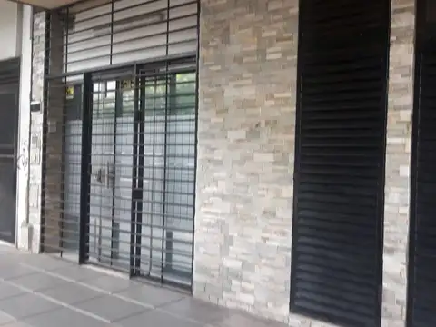 Local en Venta en Villa Luro, USD 490.000