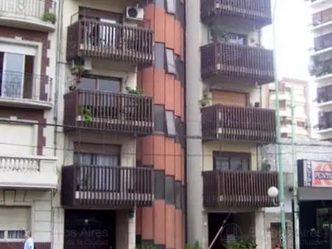 VENTA DEPARTAMENTO 3 AMBIENTES CON BALCÓN Y PATIO, VILLA CRESPO.