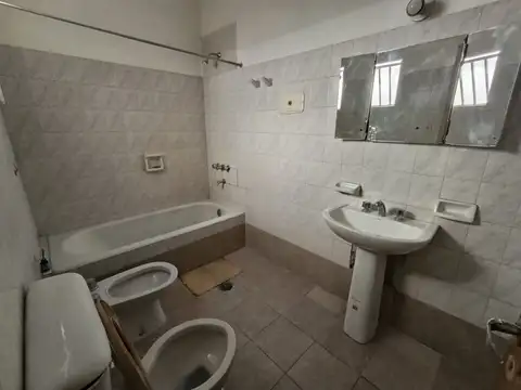 Departamento en Alquiler en Mendoza, $ 700.000