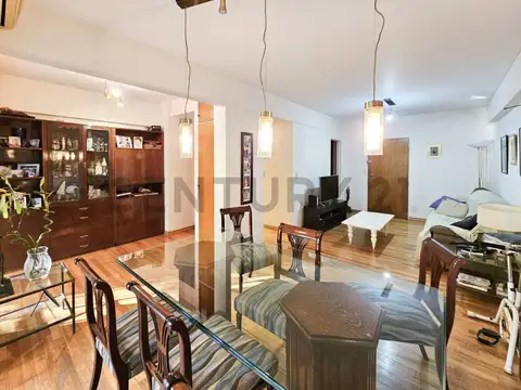 Juan Bautista Alberdi 1700, Piso 1