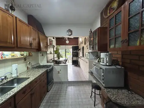 PH 4 AMBIENTES CON TERRAZA Y COCHERA EN BALLESTER