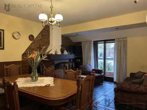 Depto Tipo Casa en Venta de 4 ambientes