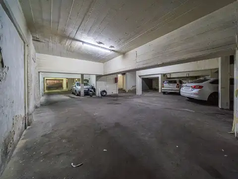Cochera céntrica en Venta  San Lorenzo 800