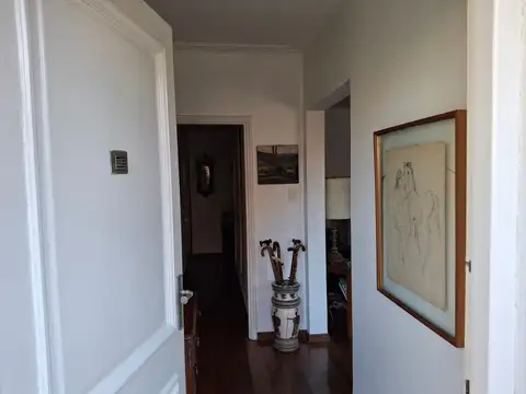 Lindìsimo chalet, casi todo en 1 Pta, en el exclusivo casco historico de San Isidro
