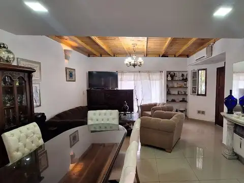Depto Tipo Casa en Venta de 3 ambientes