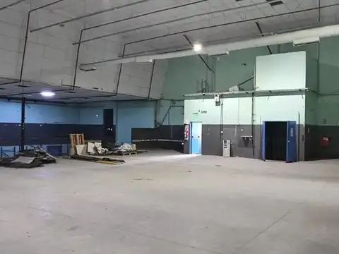 Galpon en Alquiler 85  mts Fondo