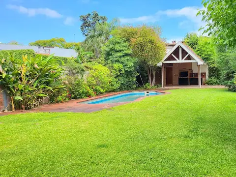 Casa en Alquiler en Acassuso Libertador  /  Solis, USD 4.500