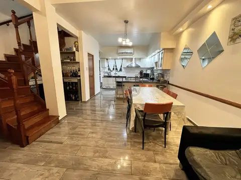 Depto Tipo Casa en Venta de 3 dormitorios