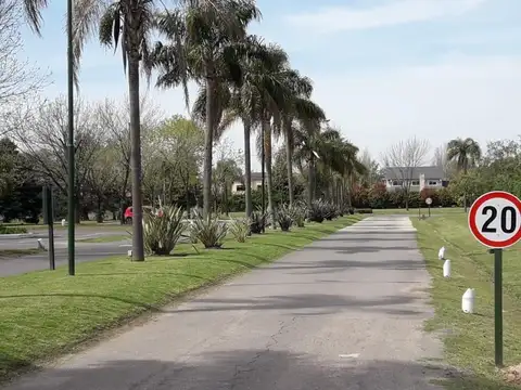 INMEJORABLE UBICACION