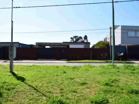 Terreno en Venta en Jose Hernandez, USD 44.000