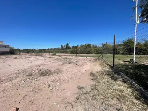 Terreno en Venta en Chacras De Coria, USD 98.000