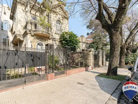 Casa Venta 10 amb Jardín Pileta 8,66x51 Belgrano R