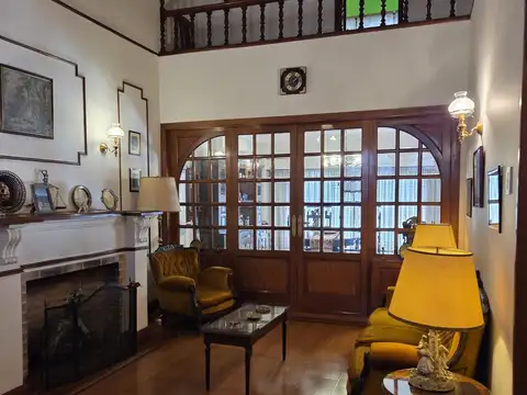 Depto Tipo Casa en Venta de 5 ambientes