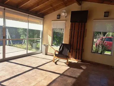 Casa en Venta con 3 cocheras