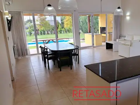 Chacras de la Reserva. 4 amb., pileta y quincho.