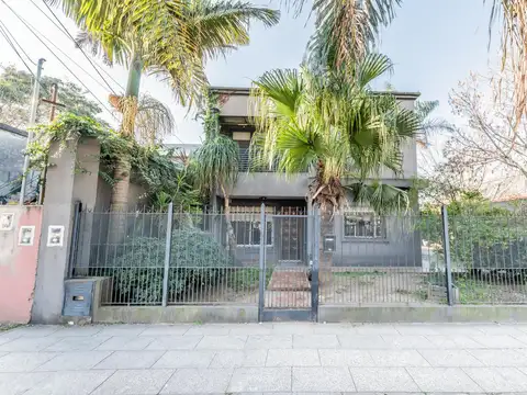 Casa 5 Ambientes en Venta en Castelar Sur APTO CREDITO