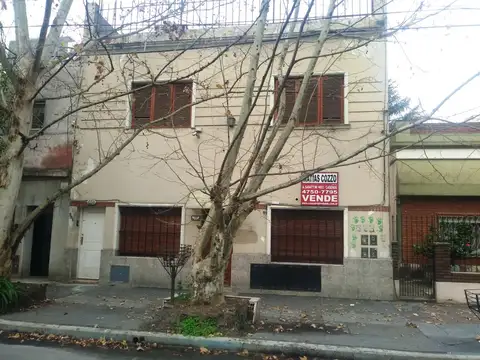 Lisandro Medina 2000, Piso PB