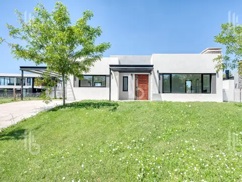 Av. J Newbery al 4500 Rumenco Joven