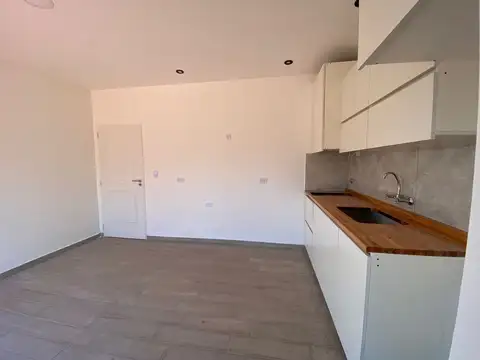 Depto Tipo Casa en Venta en Paso del Rey, USD 65.000