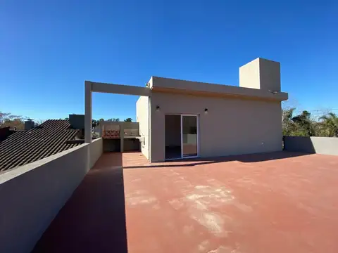 Depto Tipo Casa en Venta de 2 ambientes
