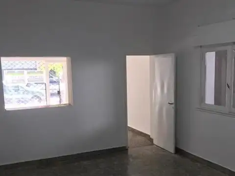 Alquiler Comercial Alvear al 1200, San Fernando.