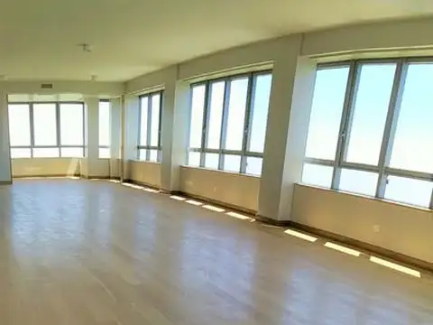 Departamento en Venta de 4 dormitorios