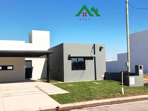 Casa en venta de 3 dormitorios con cochera y seguridad 24 hs en Nobu Town – Córdoba
