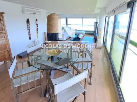 Espectacular PentHouse de primer linea frente al mar en venta