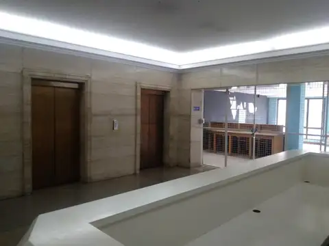 Oficina en Alquiler al Oeste