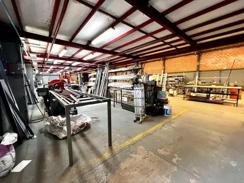 Local  En Venta En Merlo, G.b.a. Zona Oeste, Argentina