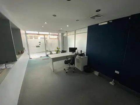 Local en Venta. B Plaza Mitre