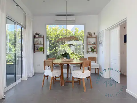 Casa 6 ambientes con 3 baños