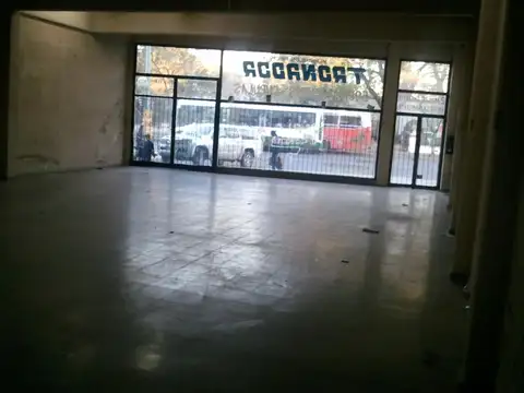 Local en Venta 15 años