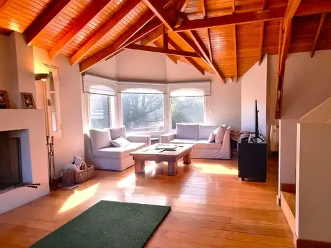 Casa 3 ambientes con 4 baños