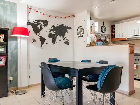 Depto Tipo Casa en Venta con 1 cocheras