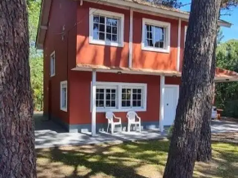 Avenida 5 e/ Avenida Interbalnearia Interna y Las Rosas