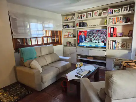 Casa en Venta en Adrogue, USD 250.000