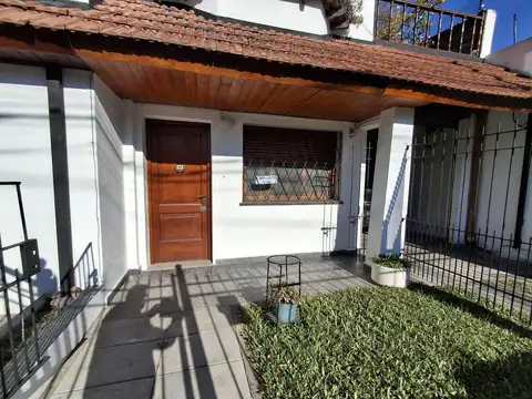 Casa en Alquiler en Jose Leon Suarez, $ 750.000