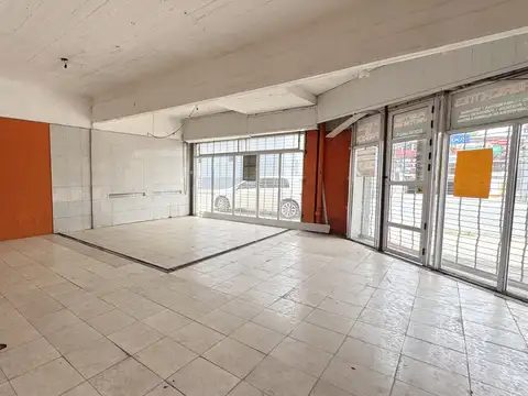 Local en Alquiler en Caseros, $ 700.000