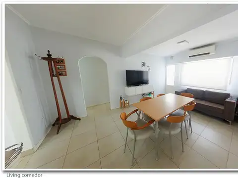 Hermoso PH de 3 ambientes c/ amplia Terraza propia + Quincho/Playroom