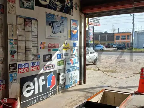 J. E. Uriburu 300, Piso 0